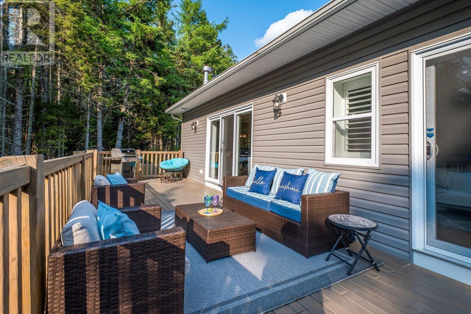 Property 46 of 50 of 331 Masons Point Road