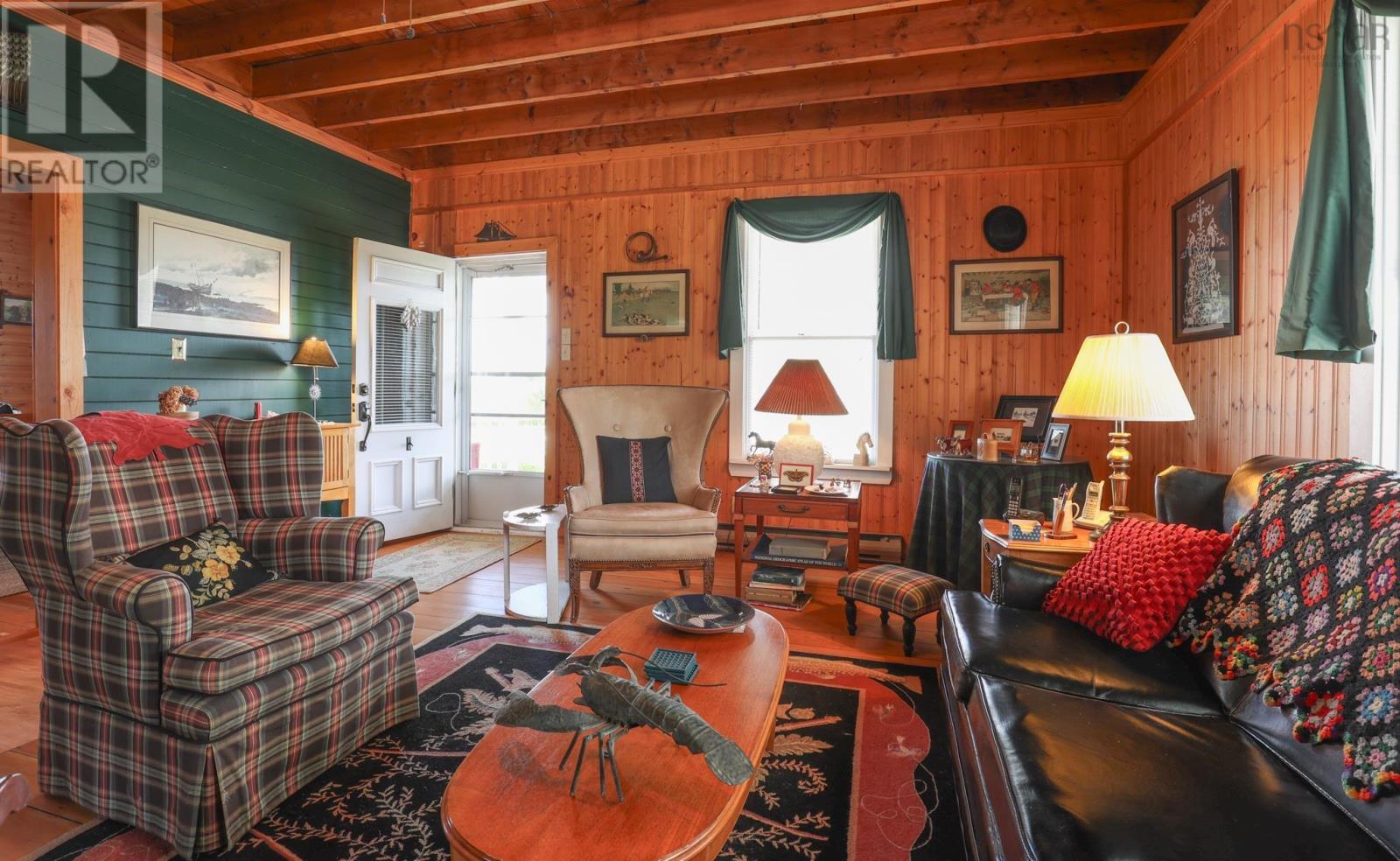 Property 15 of 36 of 1428 Highway 304