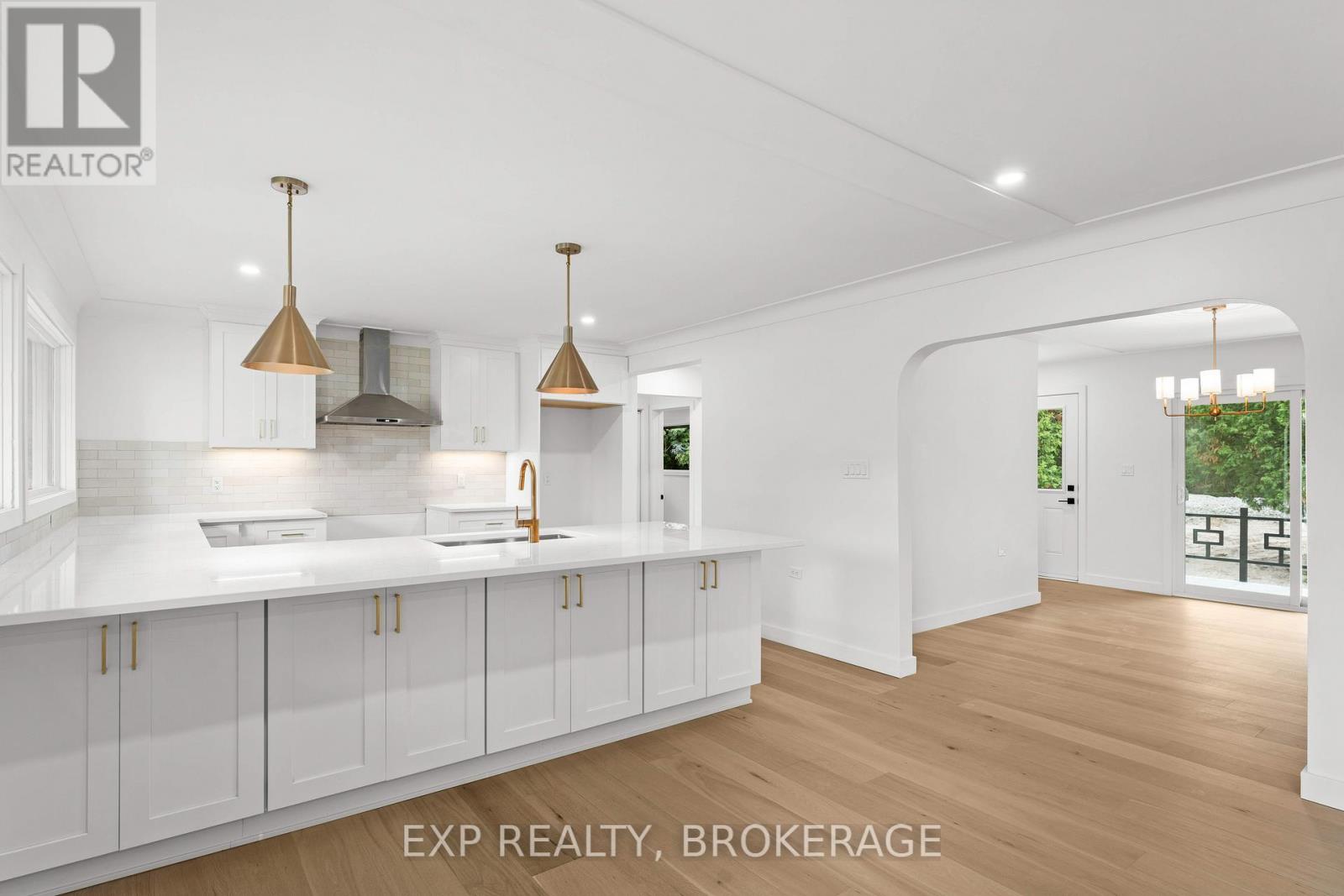 1802 SYDENHAM ROAD - 12