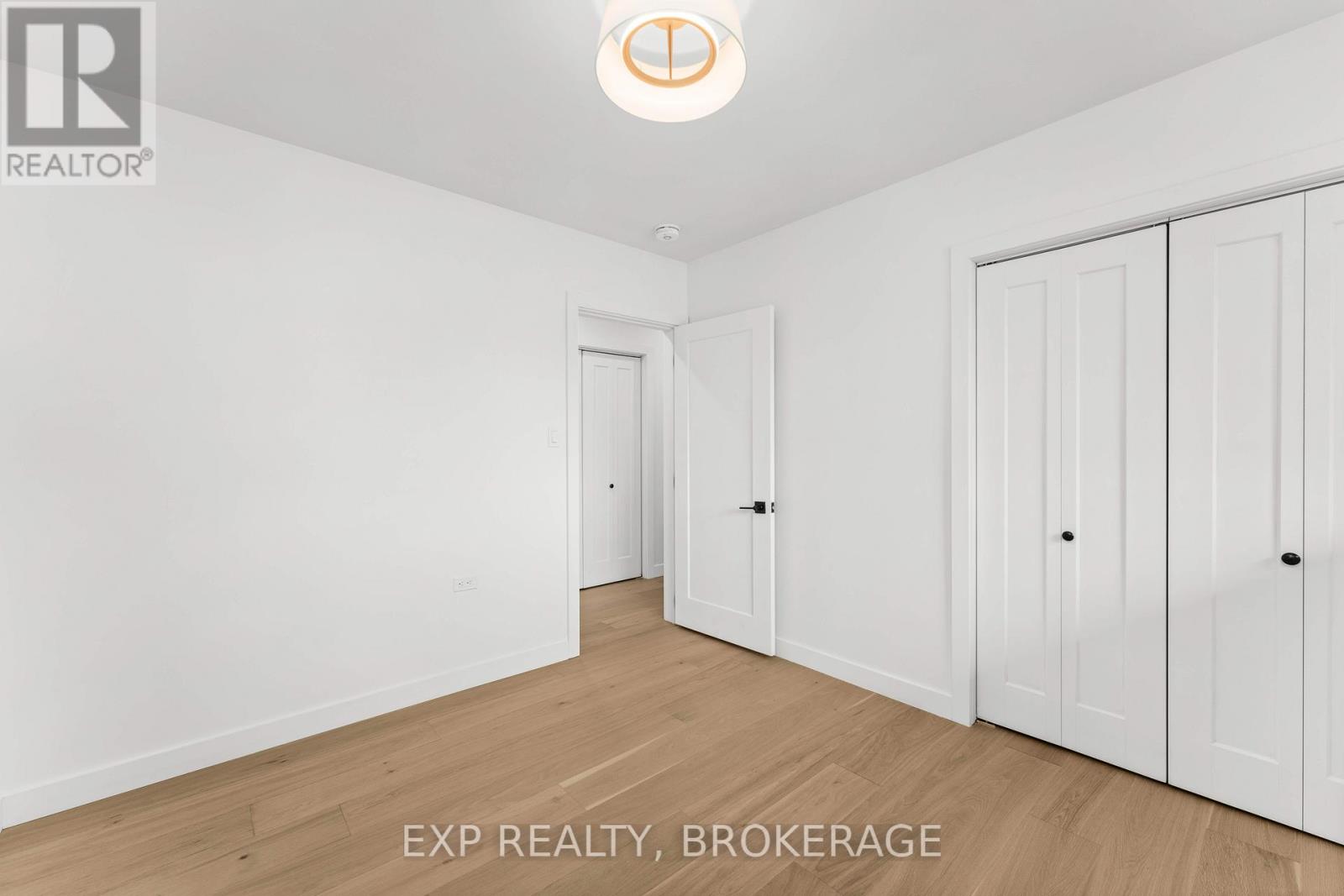 1802 SYDENHAM ROAD - 20