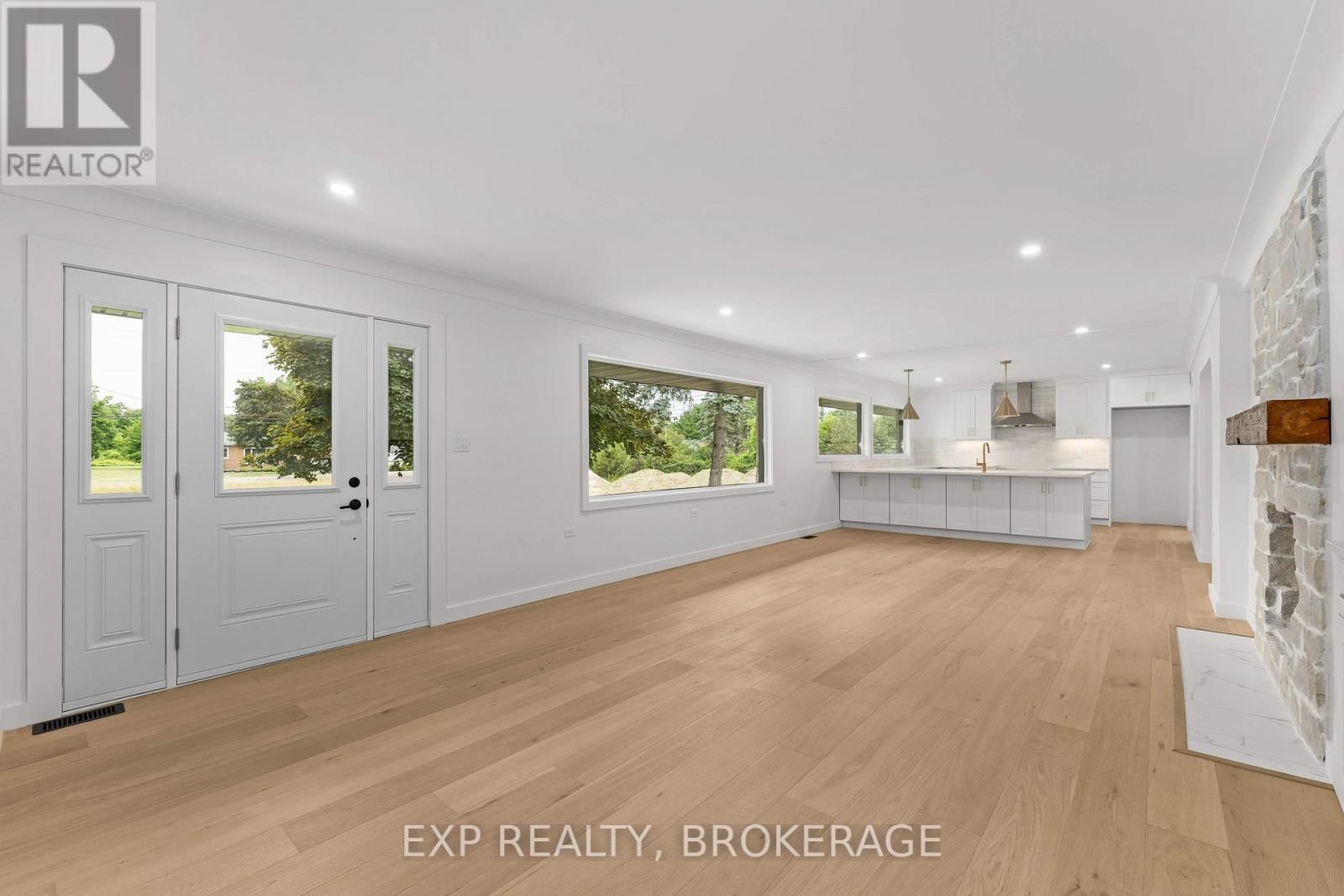1802 SYDENHAM ROAD - 4