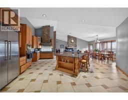 Pantry - 393 Old Onondaga Road E, Brantford, ON N3T5L4 Photo 9
