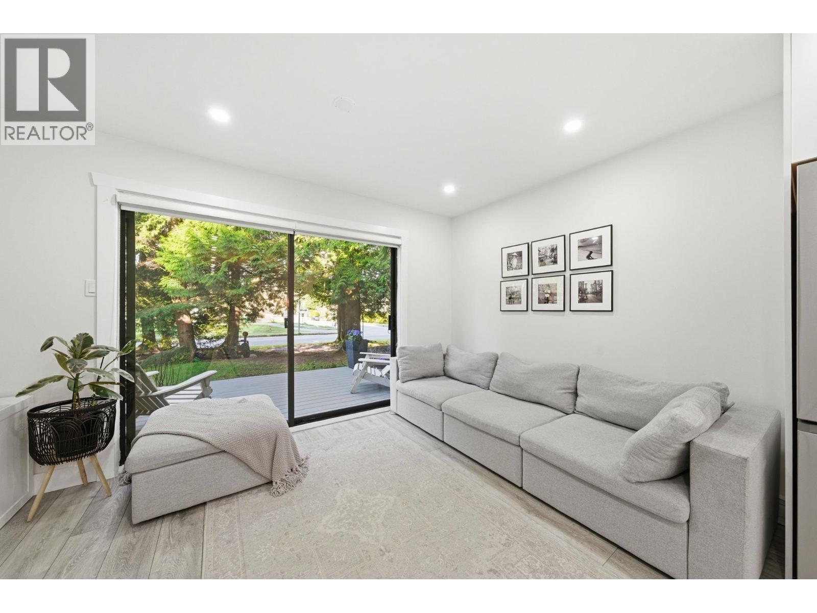 4328 GARDEN GROVE DRIVE, Burnaby