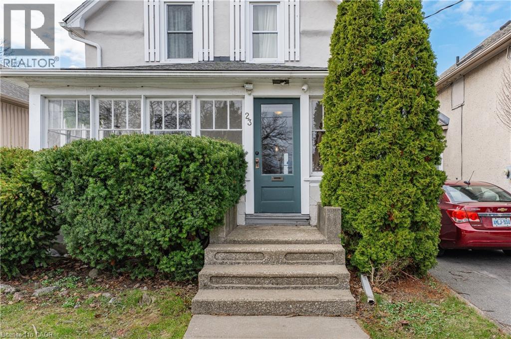 23 PINECREST Avenue - 3