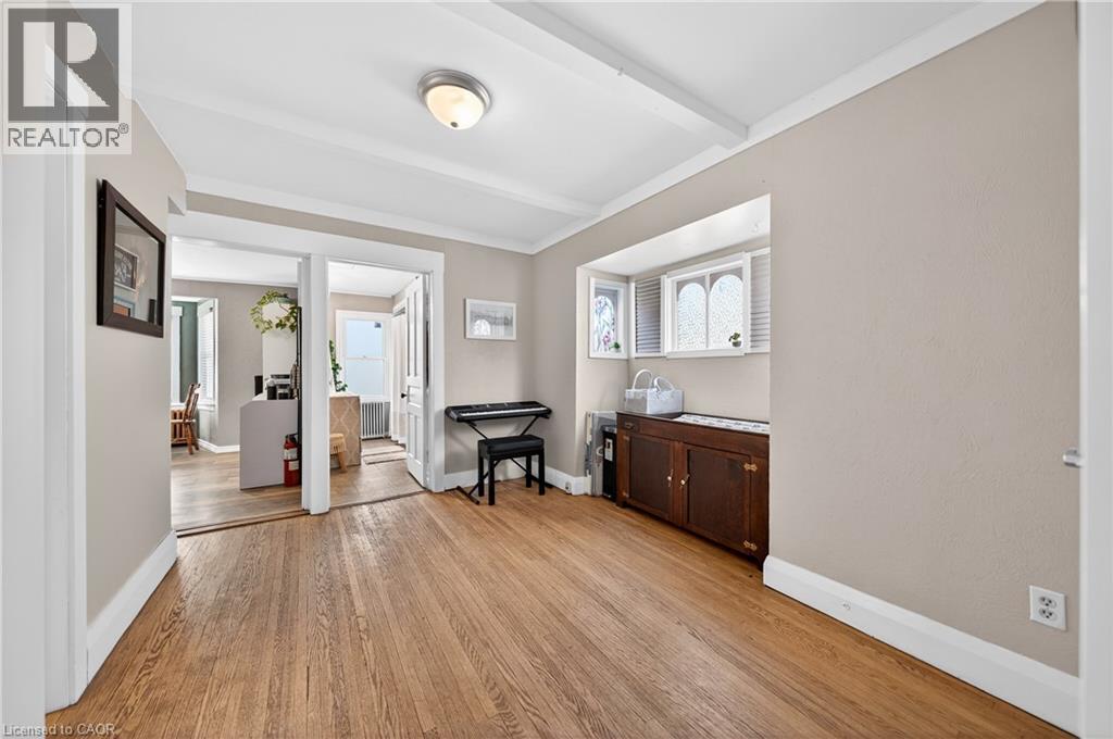 23 PINECREST Avenue - 9