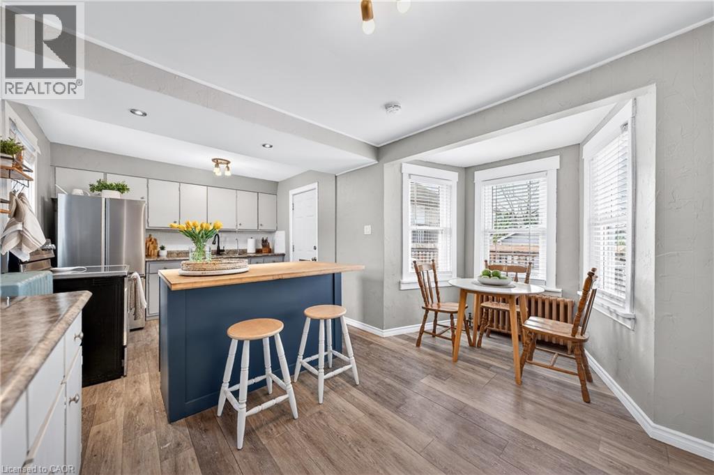 23 PINECREST Avenue - 12