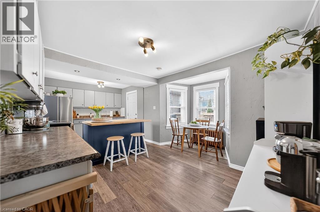 23 PINECREST Avenue - 11