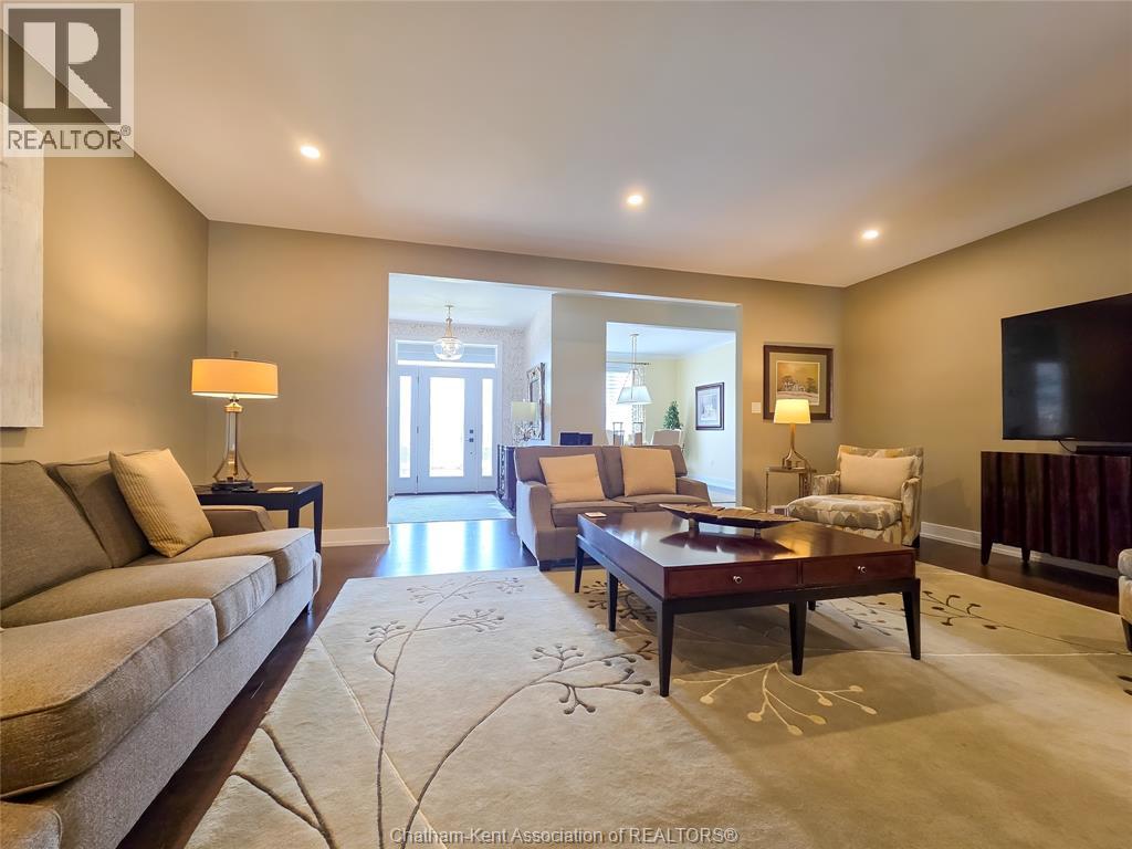 7 Tracy DRIVE - 11
