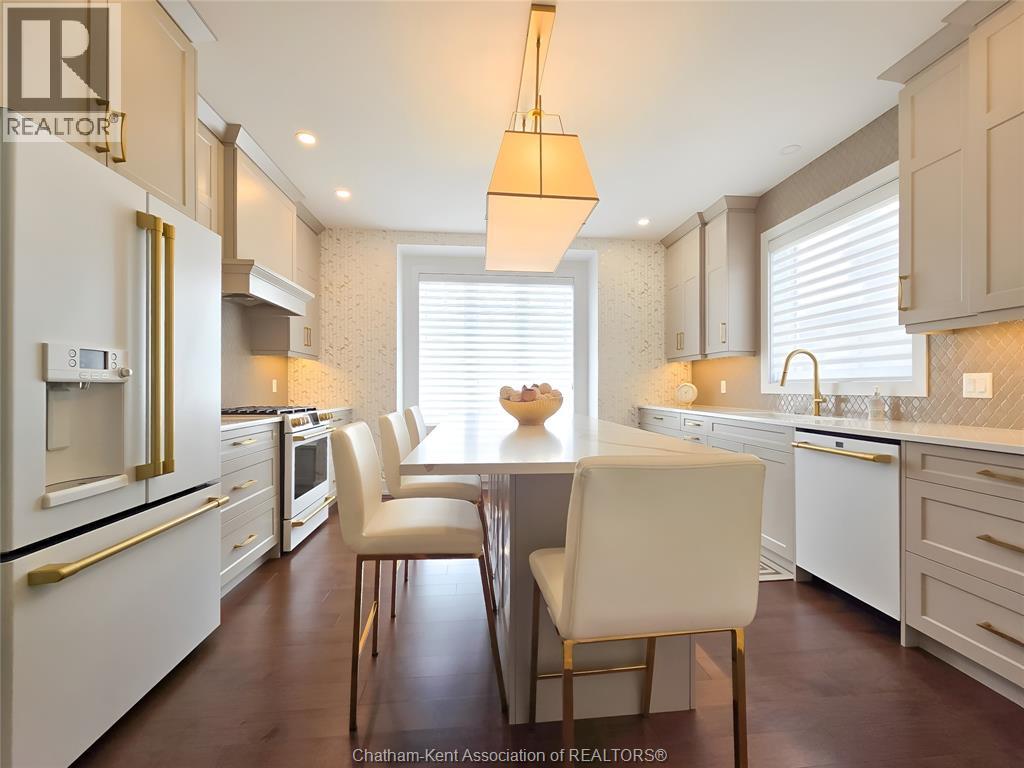 7 Tracy DRIVE - 15