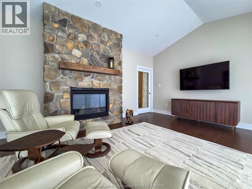 7 Tracy DRIVE - 21