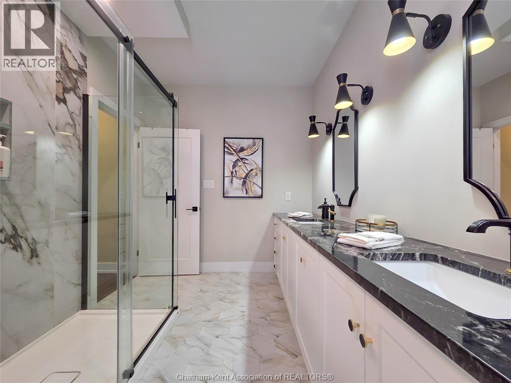 7 Tracy DRIVE - 27