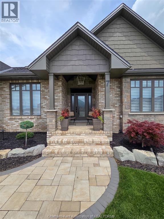 7 Tracy DRIVE - 5