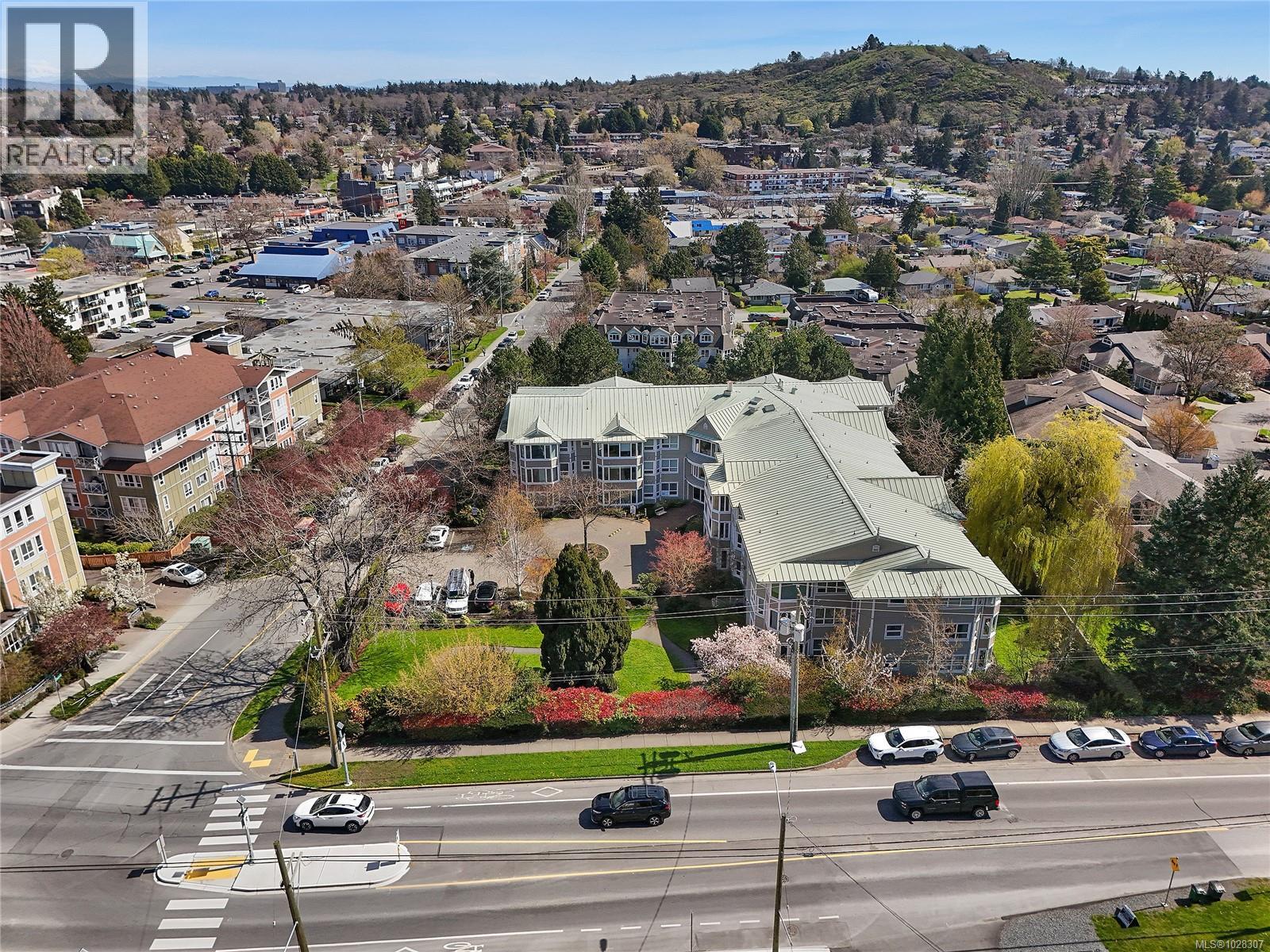 #105 1505 CHURCH AVE - 41