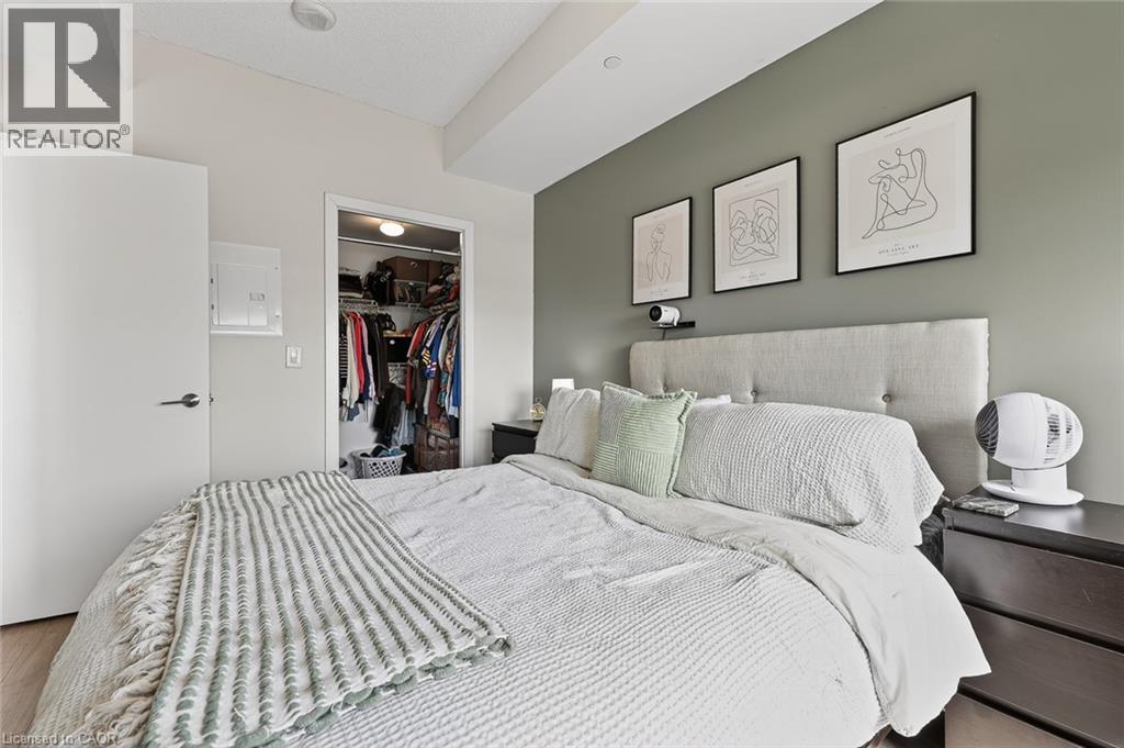 #1006 85 DUKE Street W - 21