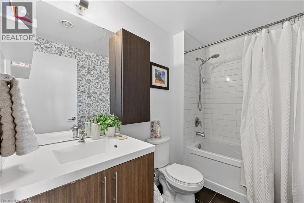#1006 85 DUKE Street W - 23