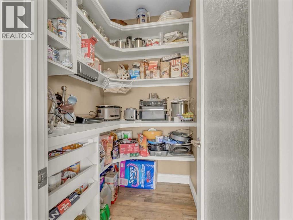 
          24 Palisades Mews Northeast
            <br/>
            <span>Medicine Hat</span>
            , 
            <span>AB</span>
             <span>T1C2B5</span>
         - Photo 19