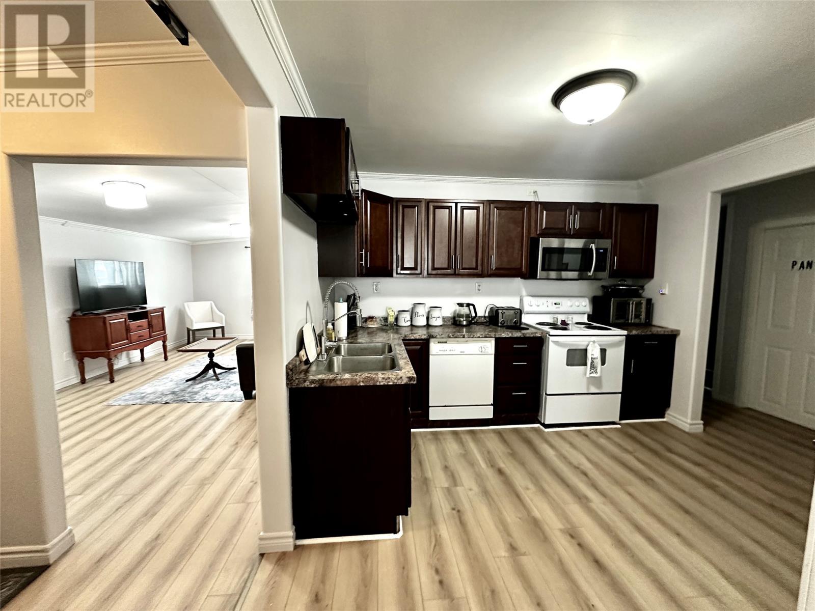 3 & 3B Station Road - 6