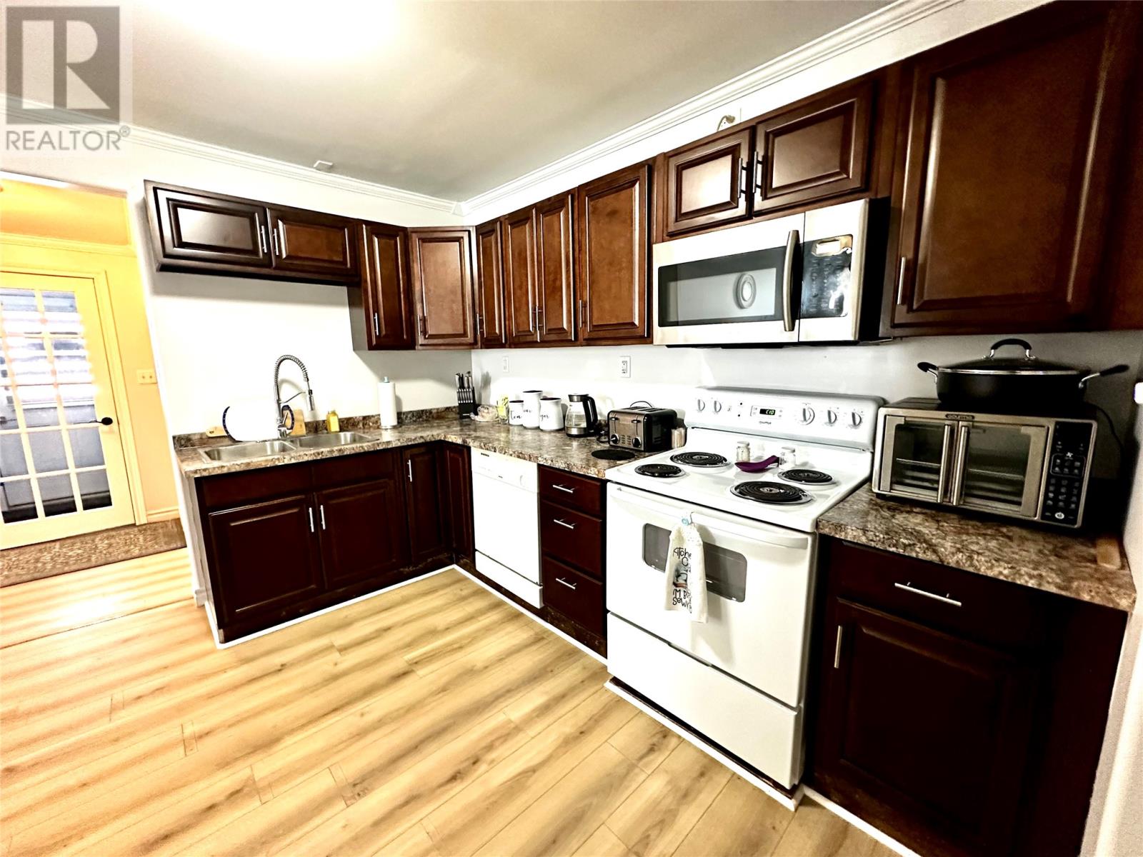 3 & 3B Station Road - 7