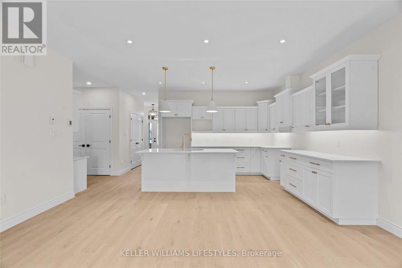110 LENEVE STREET - 11