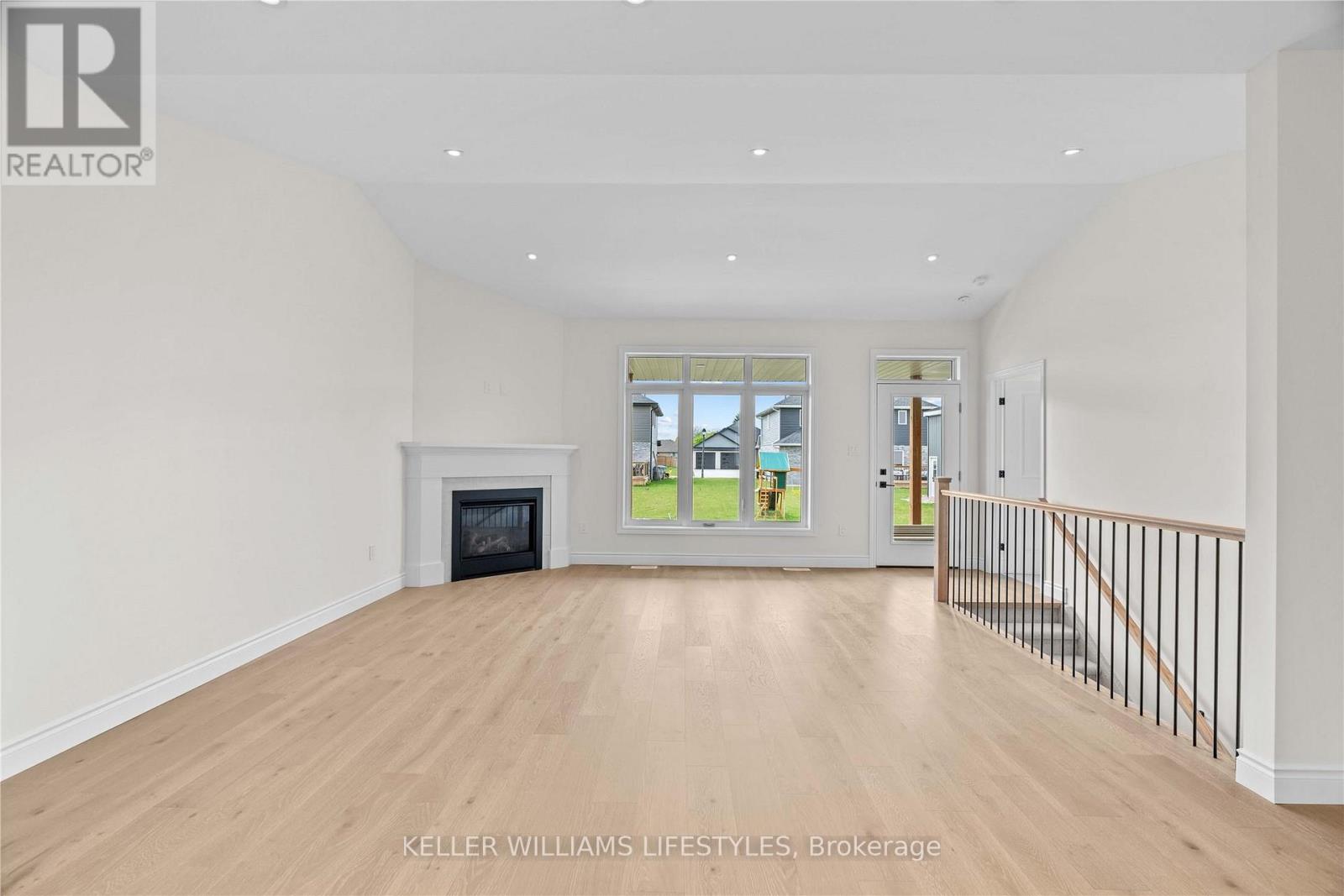 110 LENEVE STREET - 15