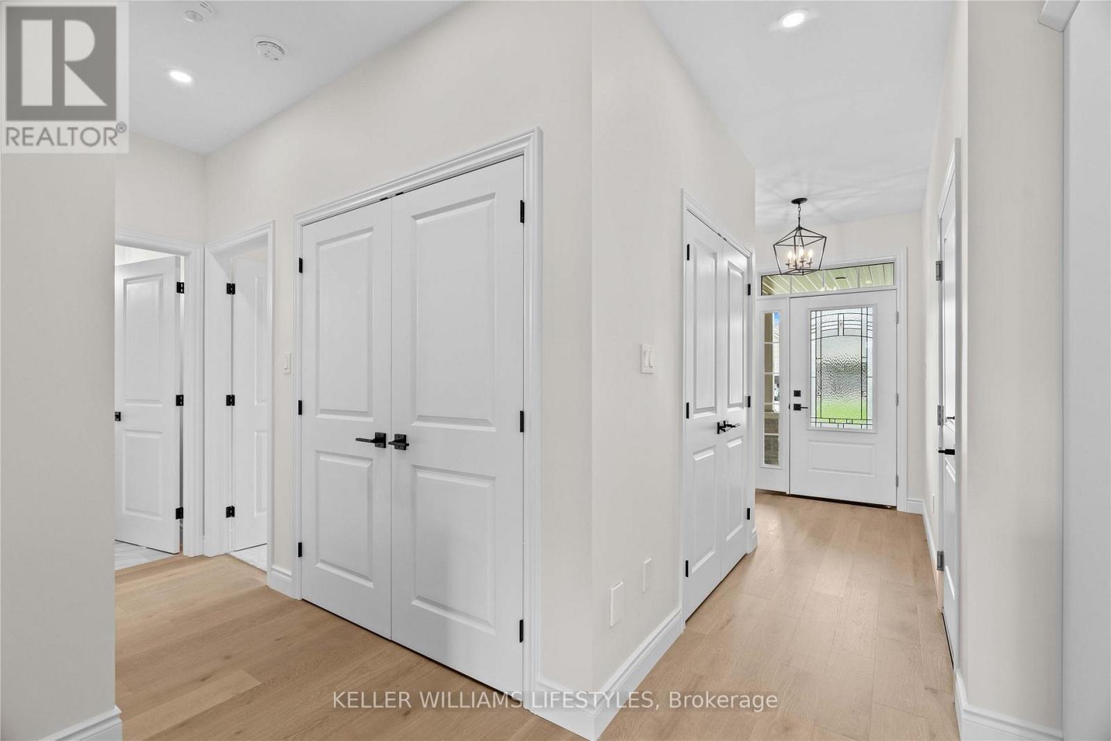 110 LENEVE STREET - 6