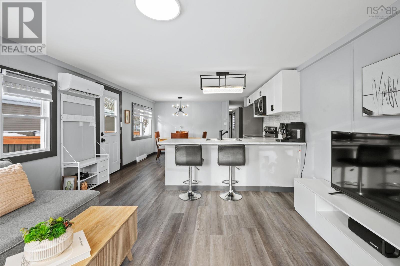 Property 2 of 29 of 12 Stanley Street