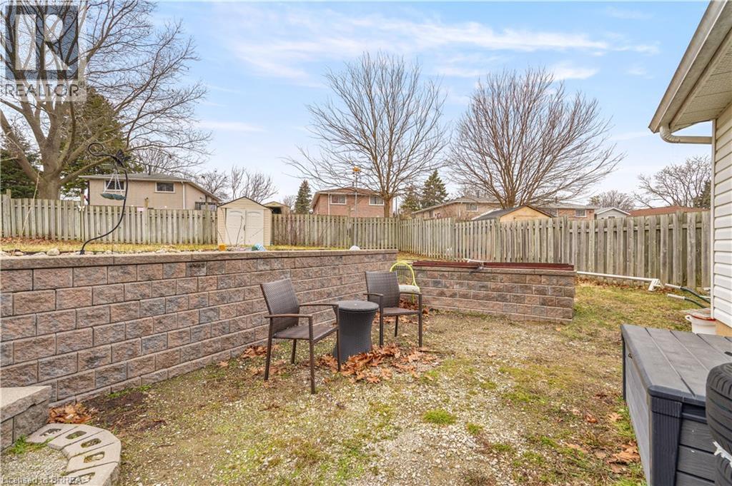 14 THISTLEDOWN DRIVE - 39