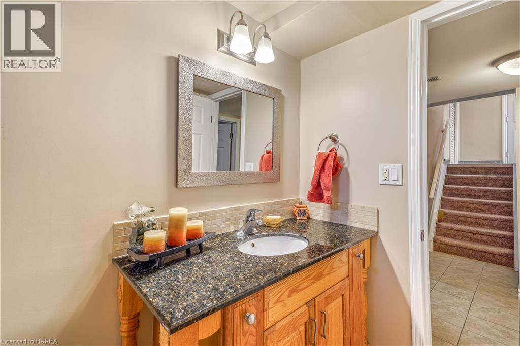 14 THISTLEDOWN DRIVE - 30
