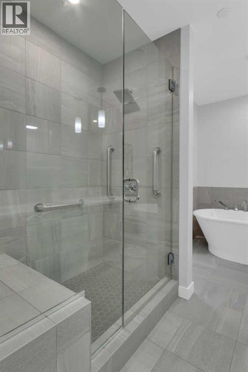 
          235 Lebel Crescent Northwest
            <br/>
            <span>Calgary</span>
            , 
            <span>AB</span>
             <span>T3B6L5</span>
         - Photo 17