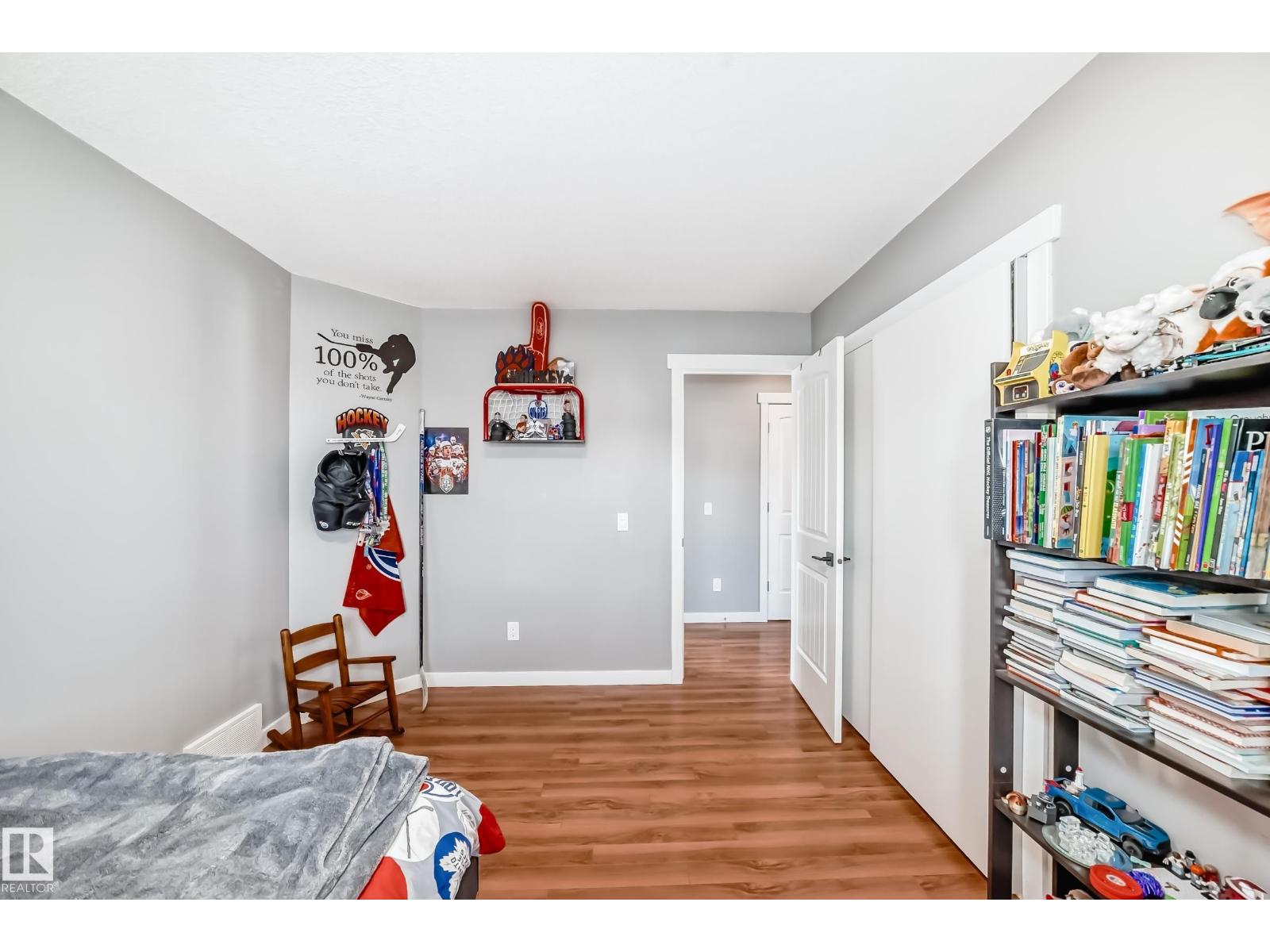 6303 2 AV SW, Edmonton