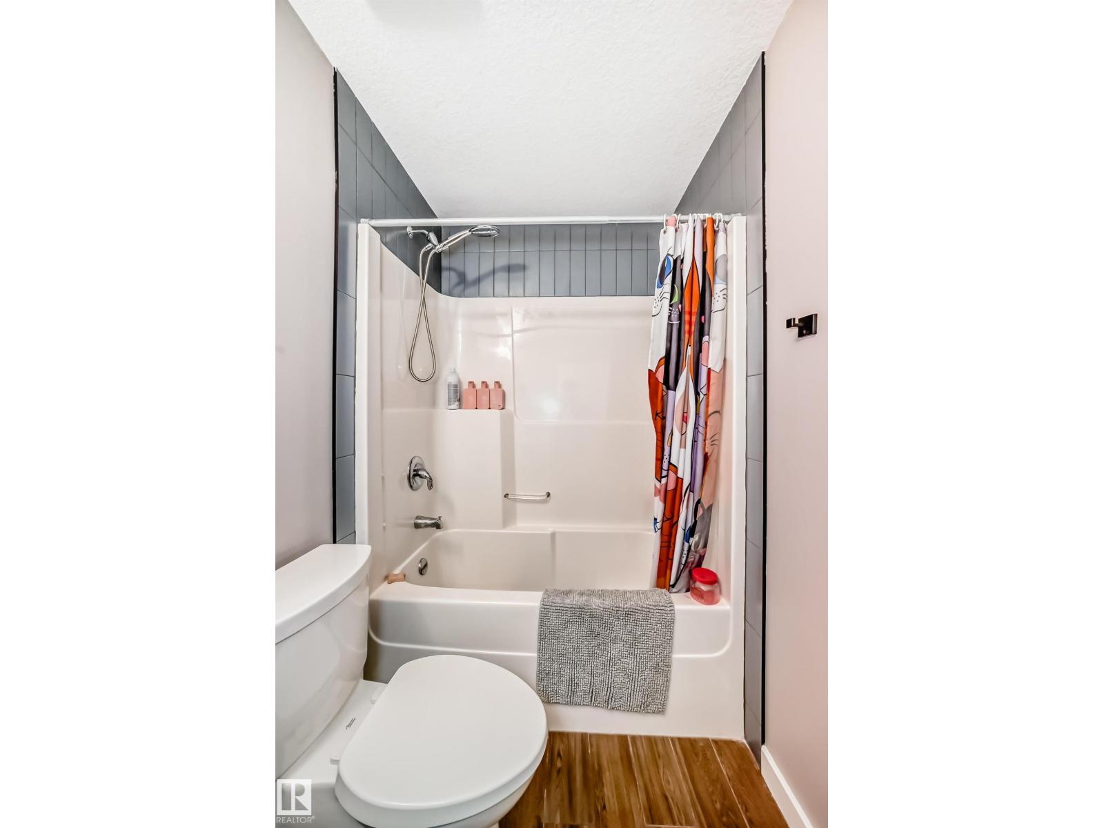 6303 2 AV SW, Edmonton