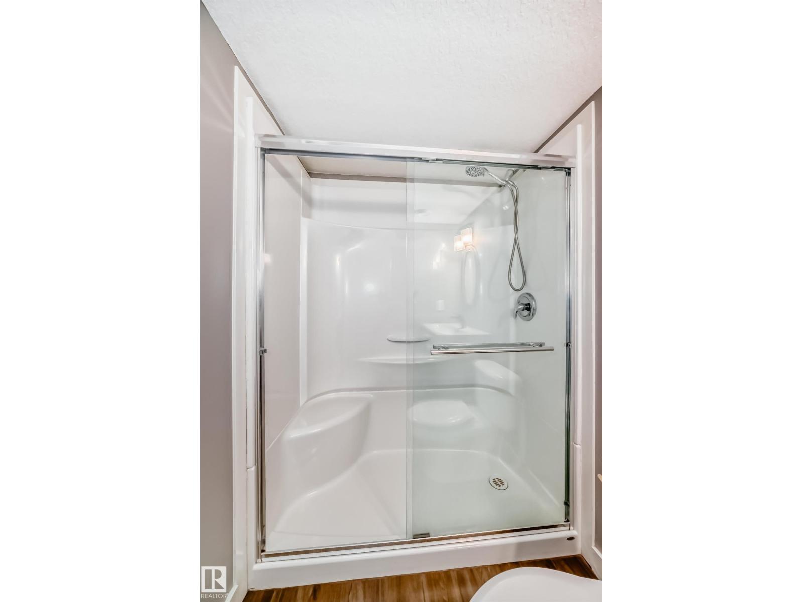 6303 2 AV SW, Edmonton