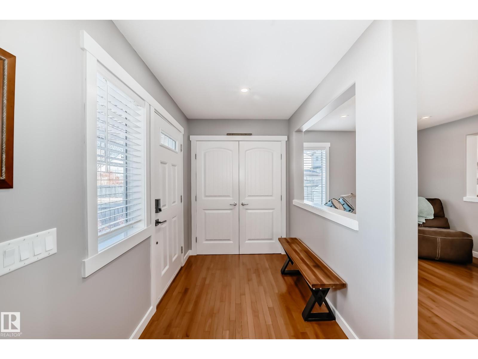 6303 2 AV SW, Edmonton