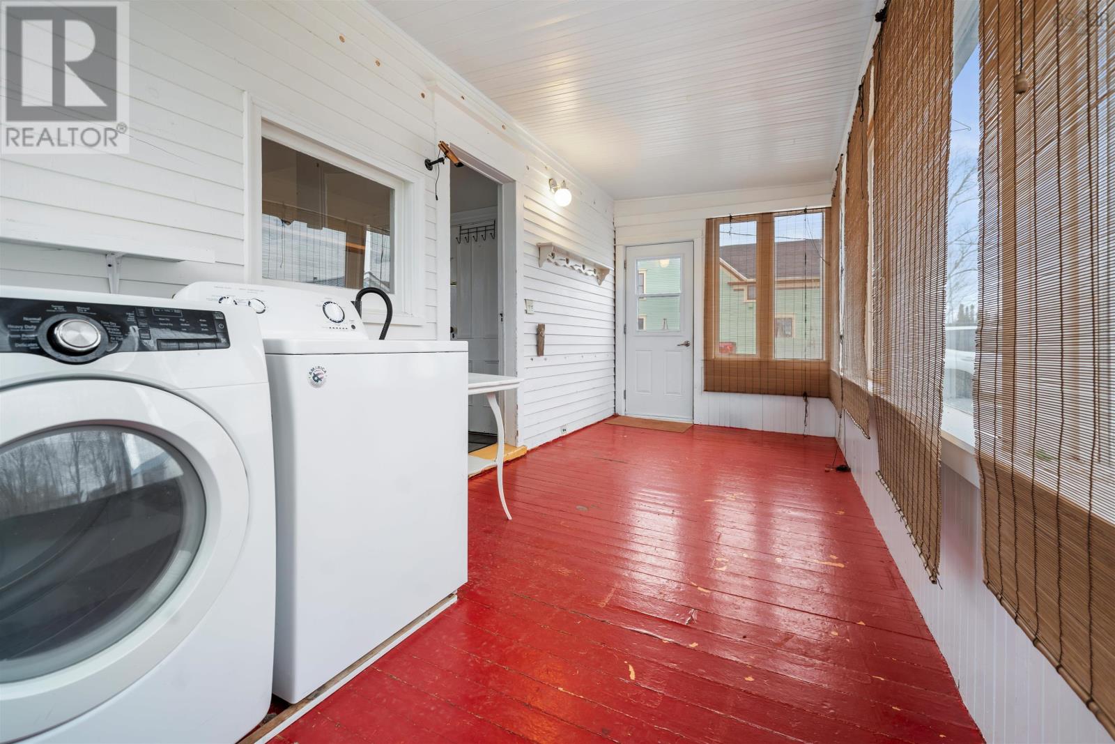 Property 34 of 49 of 31 Chapel Street