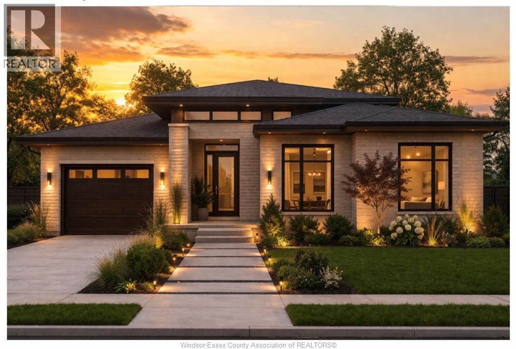 10 SUNNINGDALE DRIVE