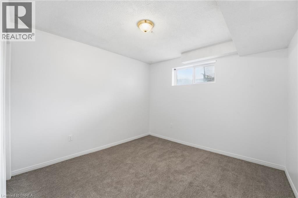71 BARNES Avenue - 20