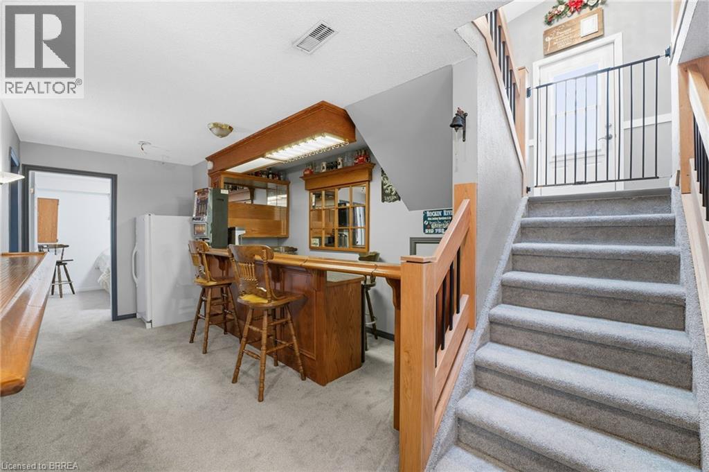 71 BARNES Avenue - 19