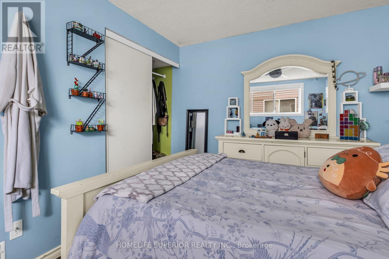 #12C 139 BRIGHTON STREET - 9
