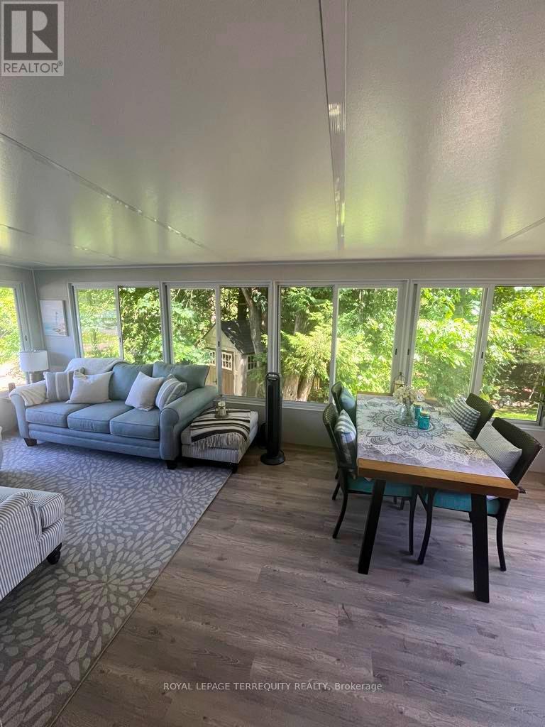 18 ROCKHAVEN - Image 13