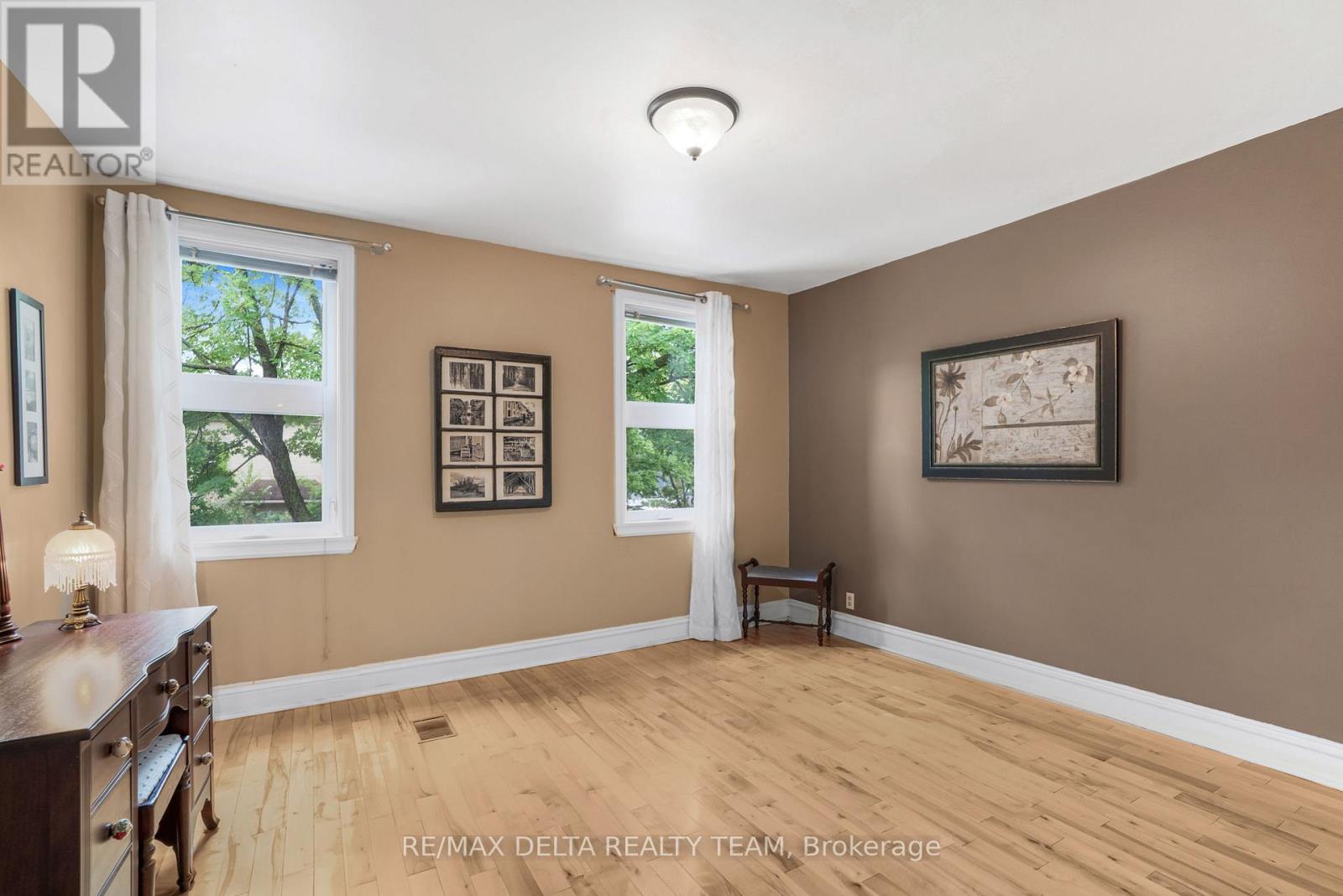 245 YORK STREET — photo 21