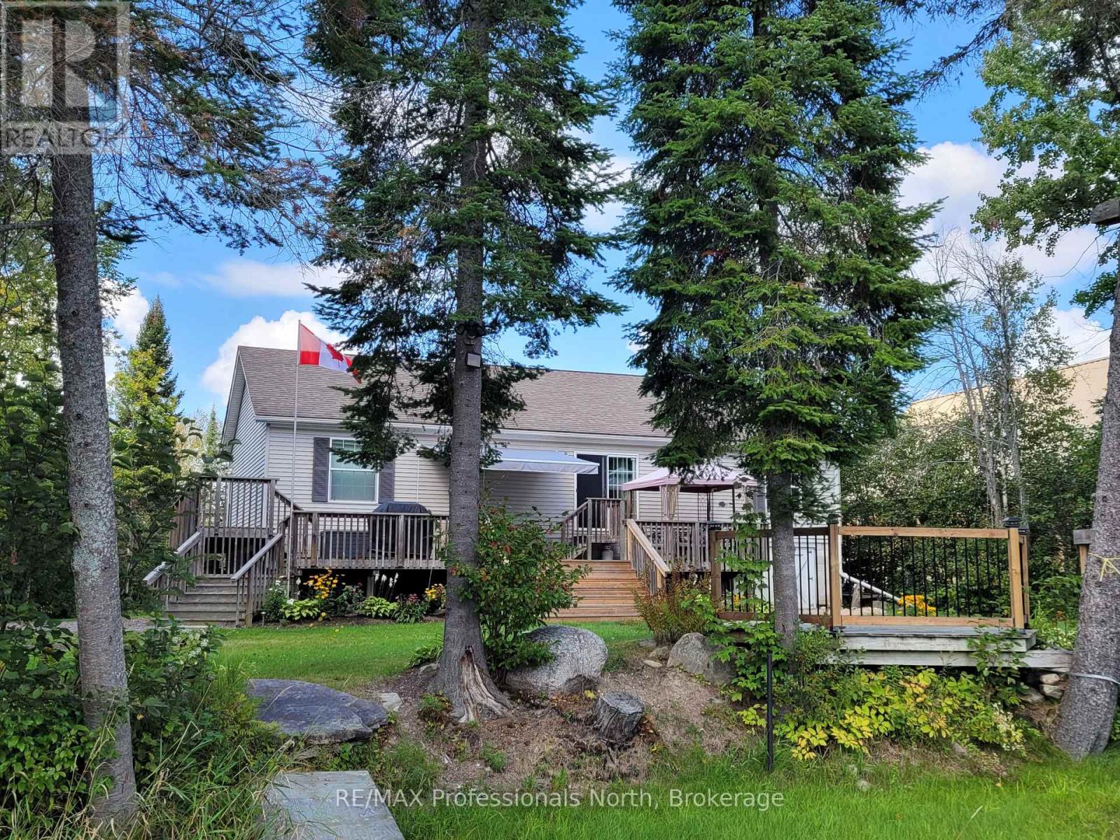 537 SPRING HILL ROAD W