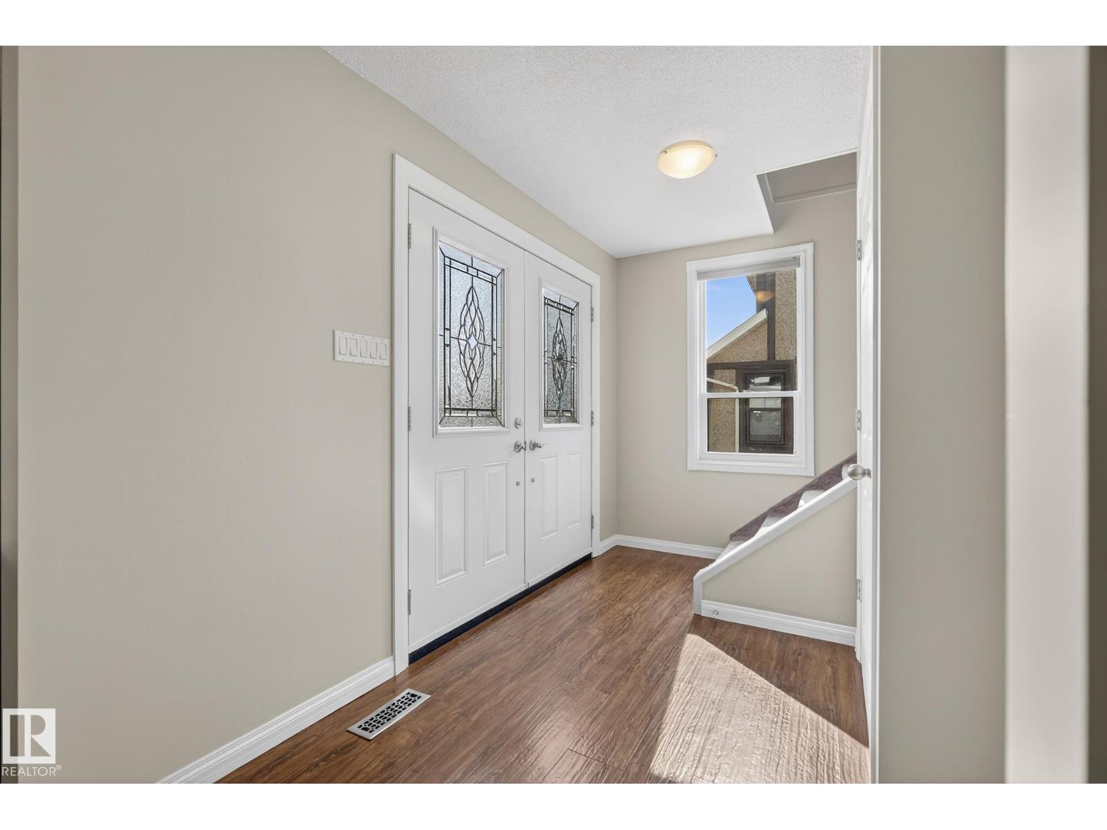 3528 56 ST NW, Edmonton