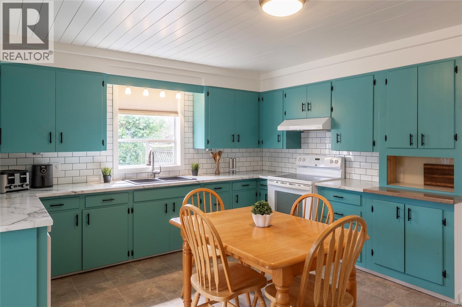 270 BEECH AVE - Image 2