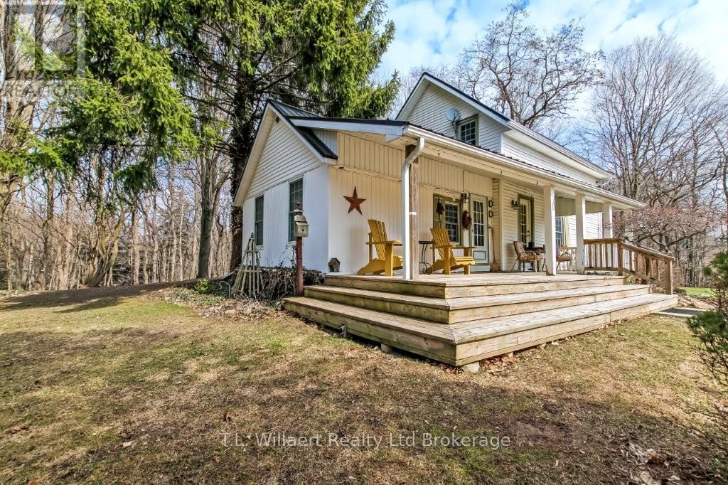 925 BELL MILL SIDE ROAD