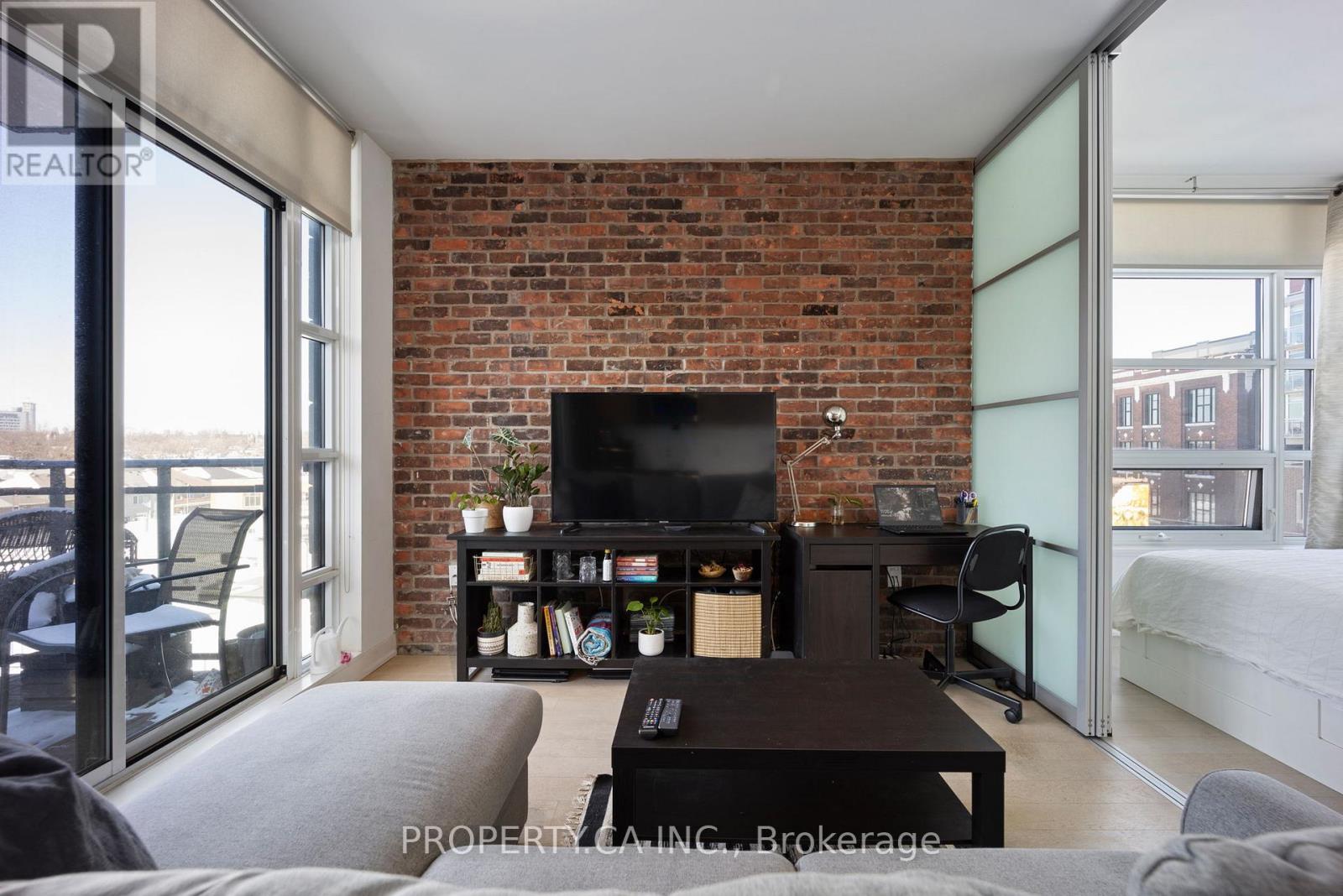 #612 88 COLGATE AVENUE - 10