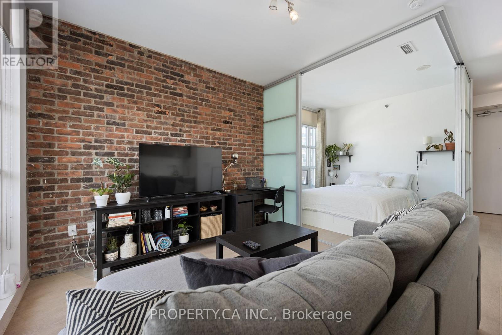 #612 88 COLGATE AVENUE - 11