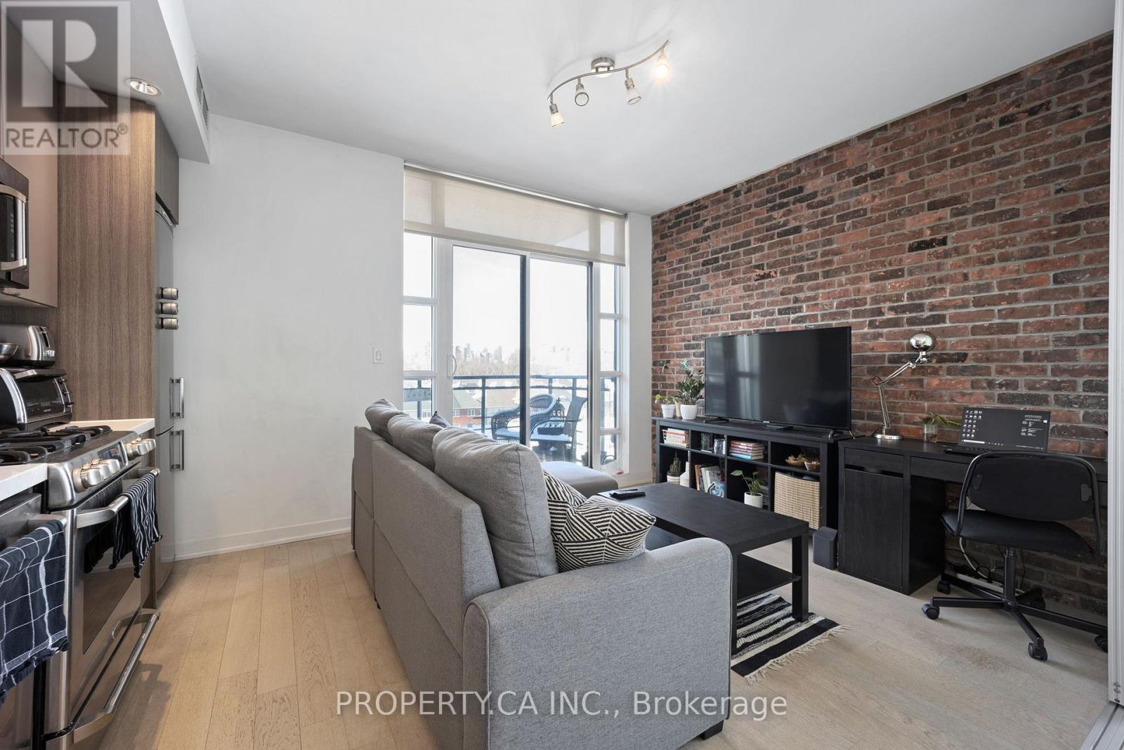 #612 88 COLGATE AVENUE - 7