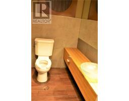 101 - 747 Queen Street E, Toronto, ON M4M1H3 Photo 6