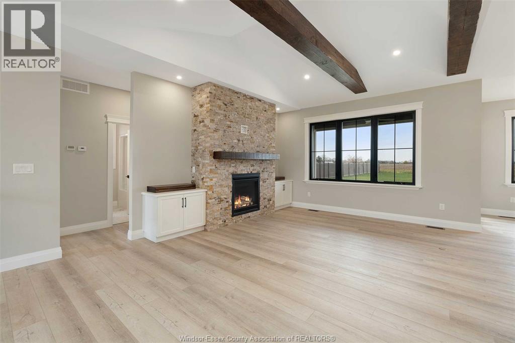 2524 MAYFAIR - 6