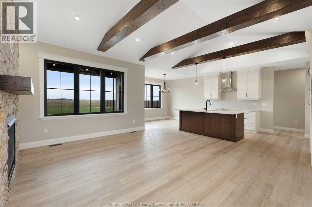 2524 MAYFAIR - 9
